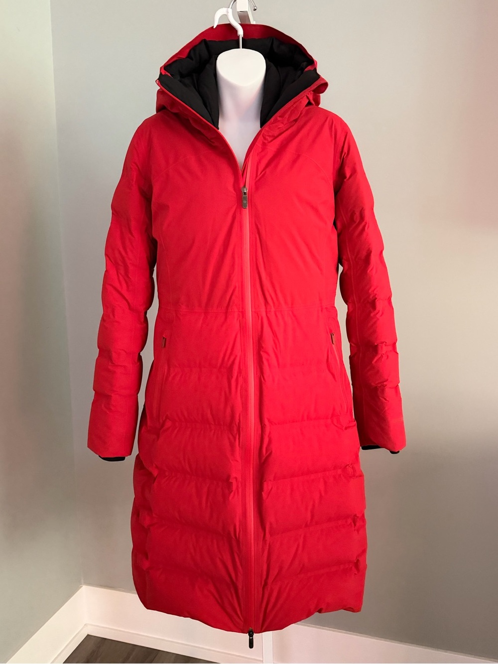 LULULEMON Athletica Sleet Street Long Down Cherry Red Puffer Coat S NEW!!